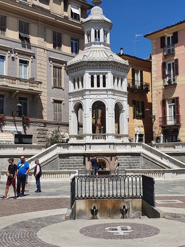 Fontana della Bollente