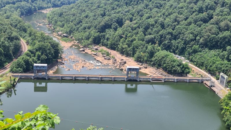 Hawks Nest State Park